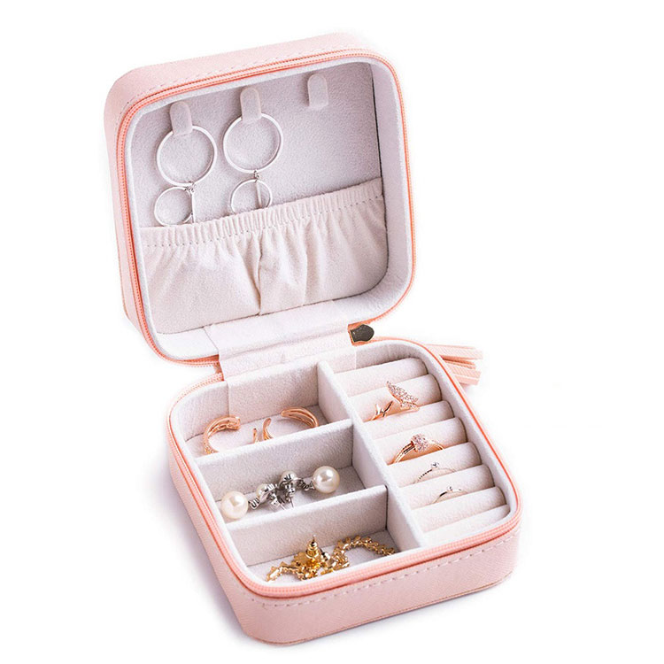 Mini Portable Travel Faux Leather Jewelry Box z wiszącymi uszami na kolczyki Bransoletki Pierścionki